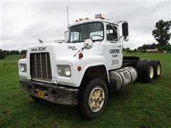 1989 Mack R688ST Day Cab T/A Truck Tractor 