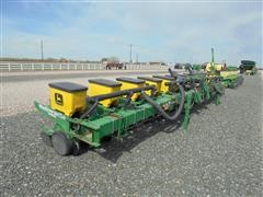 1997 John Deere 1710 Maxemerge Plus Planter 