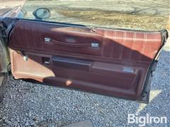 items/65e3ea6e4cb5ed119ac400155d423b69/1976chevroletmontecarlolandau2doorcoupe_416401e5d479432e8fa00ecd1c6706bf.jpg