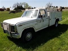 1982 Ford F250 Utility Pickup 