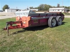 H And S 310 B P Manure Spreader 