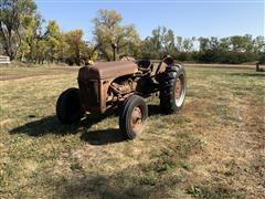 Ford 9N 2WD Tractor (INOPERABLE) 