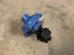 HyPro 9303 Hydraulic Fertilizer Pump 