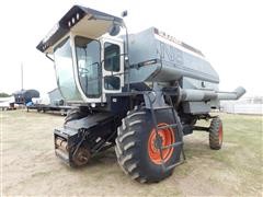 1983 Gleaner/Allis Chalmers N6 Series Three Combine 