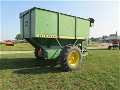 items/68996fa40240e41180be00155de1c209/johndeere400graincart-2