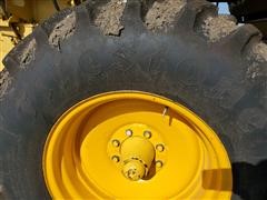 items/68cfee43a6b6418fa334e315f4ca7ce4/newhollandtr89twinrotorcombine_52cb80c219bc4e10bf0c6c69d9fe2998.jpg