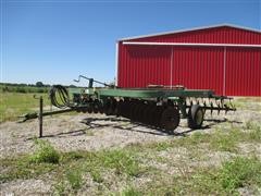 John Deere 235 Folding Disk 