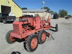 items/6974ad1e9955e41180bd00155de187a0/1951allischalmersmodeldroadpatrolmotorgrader