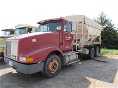 1990 International 9400 T/A Dry Fertilizer Tender Truck 