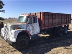 1965 International Loadstar F1800 T/A Grain Truck 