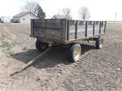 John Deere 1064 Grain Box & Hoist On Running Gear 