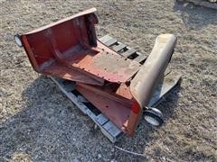 International 706 Rear Tractor Fenders 