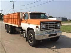 1975 GMC 6500 T/A Grain Truck 