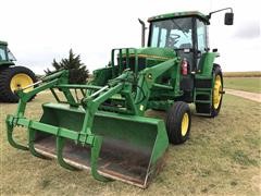 1993 John Deere 7600 2WD Tractor 