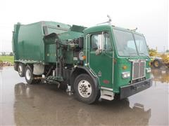 2007 Peterbilt 320 Refuse Truck 