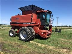 Case International 1680 Combine 