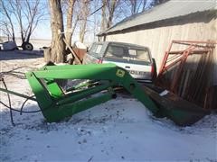 John Deere 58 Loader 