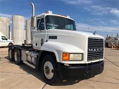 1999 Mack CH613 T/A Truck Tractor 