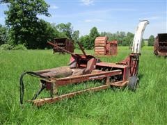 International 720 Forage Harvester 