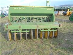 items/6e5d36243250e41180bf00155de1c209/johndeere9300drill-2