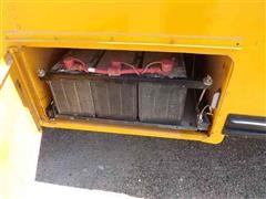 items/6e6c84579216e41180be00155de252ff/car