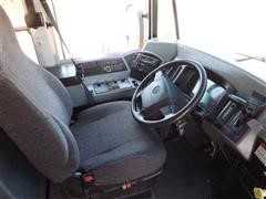 items/6e6c84579216e41180be00155de252ff/car