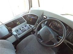 items/6e6c84579216e41180be00155de252ff/car