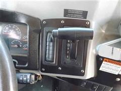 items/6e6c84579216e41180be00155de252ff/car
