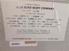 items/6e6c84579216e41180be00155de252ff/car