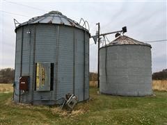 Superior & TruLock 18' Diameter Grain Bins 