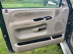 items/6ec0e745422046b792080c9b7509e303/1994dodgeram15004x4pickup-2_15df9e368feb4c968d5698acd3a1e8b9.jpg