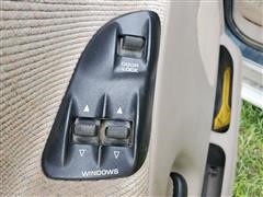 items/6ec0e745422046b792080c9b7509e303/1994dodgeram15004x4pickup-2_8e56f0a040234dcd9971b49deae5b340.jpg