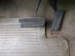 items/6ec0e745422046b792080c9b7509e303/1994dodgeram15004x4pickup-2_9f925a47a77442028a510b5b5a2e0692.jpg
