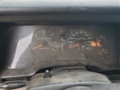 items/6ec0e745422046b792080c9b7509e303/1994dodgeram15004x4pickup-2_b907d0774cf14269a57916f9d649e02c.jpg