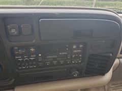 items/6ec0e745422046b792080c9b7509e303/1994dodgeram15004x4pickup-2_b924d220202a4ce9be94a733abc59bae.jpg