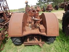 items/6ed4bce54729e41180be00155de252ff/1935mccormick-deeringw30tractor