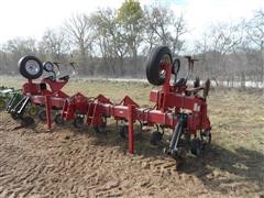 Case IH Cultivator 