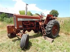 International Harvestor Custom F856 D Tractor 