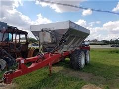 Chandler 40PTT-FT Pull-Type Fertilizer Spreader 