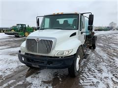 2005 International 4300 SBA Tender Truck 