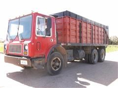 1982 Mack MR 600 Cabover T/A Grain Truck 