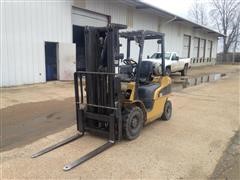 Caterpillar P5000 Forklift 