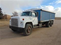 1977 International 1700 Loadstar Grain Truck 