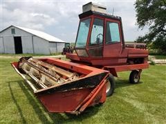 Hesston 600 Swather 