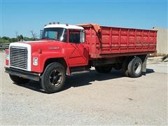 1974 International 1600 Loadstar Grain Truck W/Hoist 