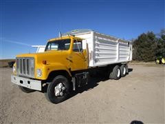 1985 International S2500 T/A Grain Truck 