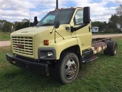 2003 GMC C6500 Cab & Chassis Truck 