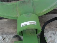 items/787457200219e41180be00155de252ff/johndeerethreepointadapterformowerorothertowbehindequipment