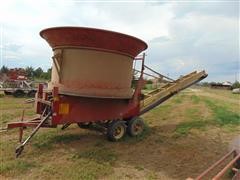 New Holland 379 Tub Grinder 