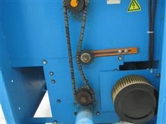 items/78be51268f5be41180bd00155de187a0/accu19400portableblowingsprayinginsulationmachine